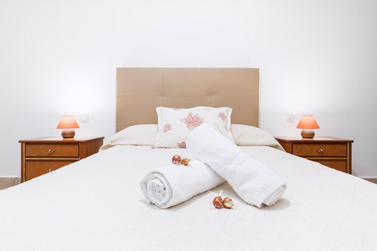 Home2Book Cozy Apt Near The Beach In グラン・タラハル エクステリア 写真